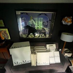 MaxMara White and Gray Art & Decals Wall Decor